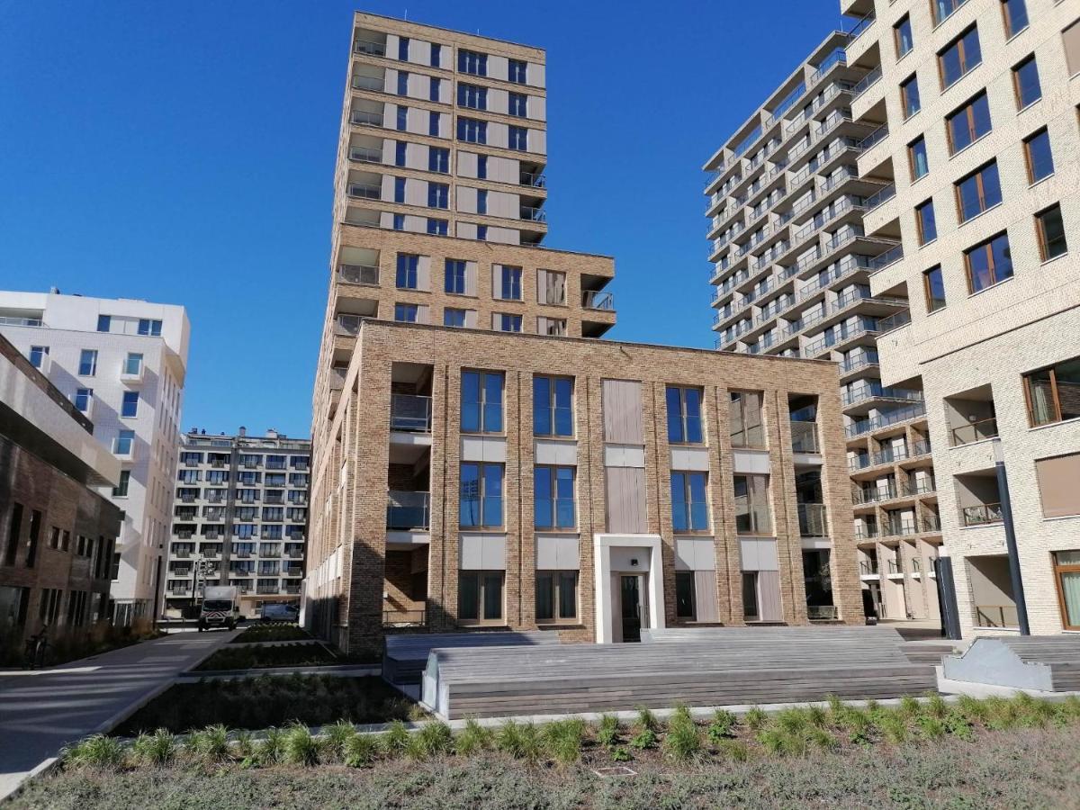 Bartine - Modern And Spacious Flat Near The Sea, Free Parking Space Остенде Экстерьер фото