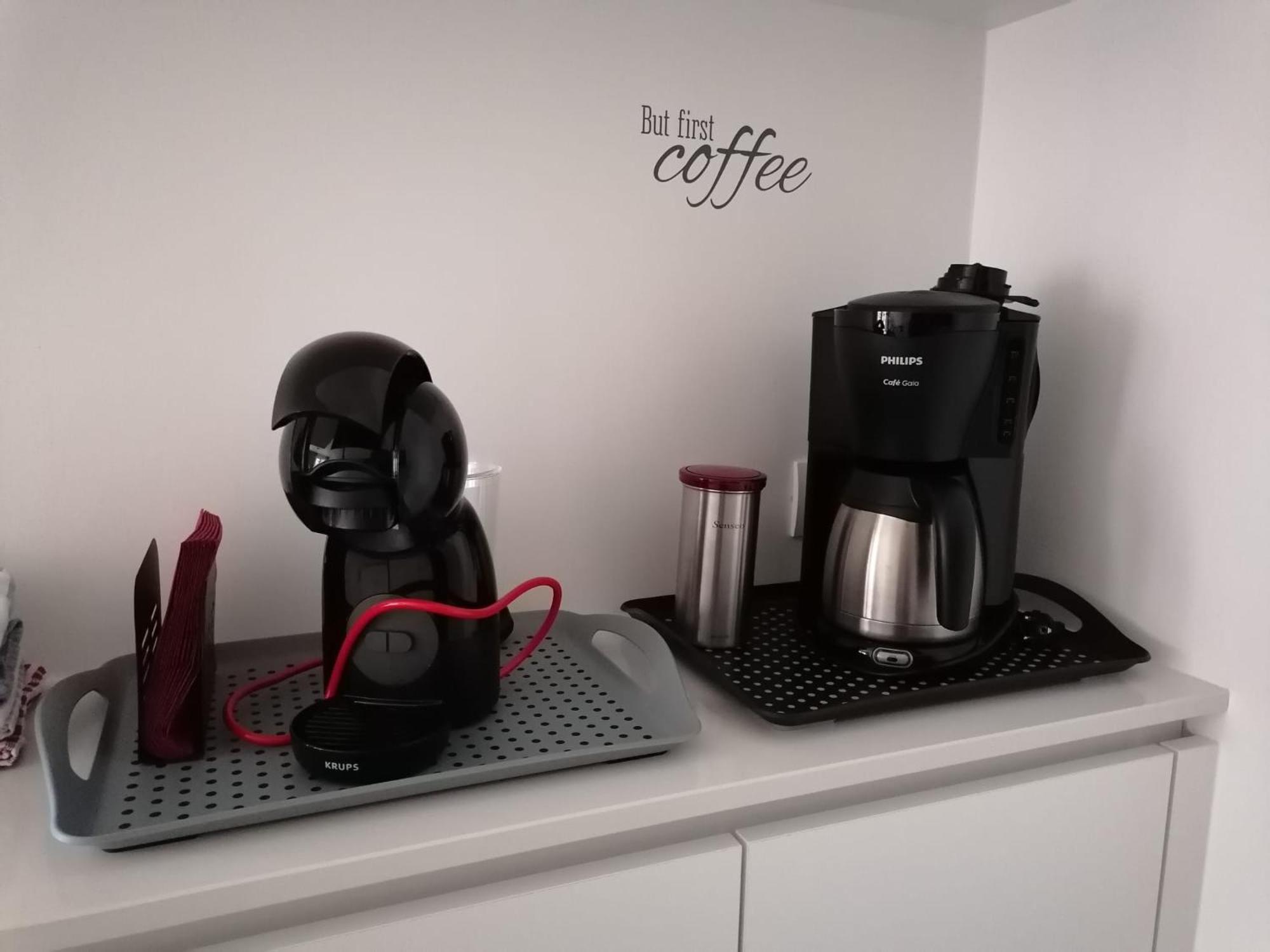 Bartine - Modern And Spacious Flat Near The Sea, Free Parking Space Остенде Экстерьер фото